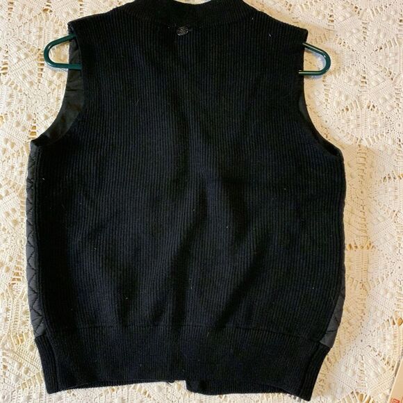 Athleisure Sioni (S) Vest - Black Knit Criss Cross Stitching Winter Chic Zip Up - Picture 2 of 6